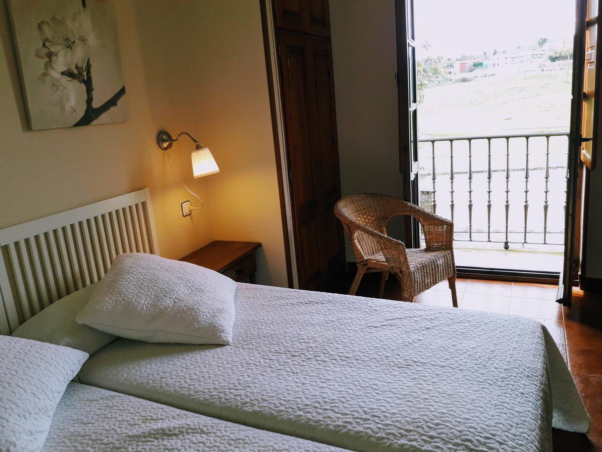 Apartamentos Los Hidalgos Santillana del Mar Exterior photo
